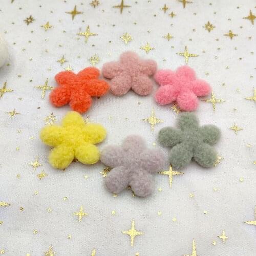 25Pcs/Lot Lamb WoolTteddy Plush Flower Appliques For Children Headwear Hair clip And Garment Accessories