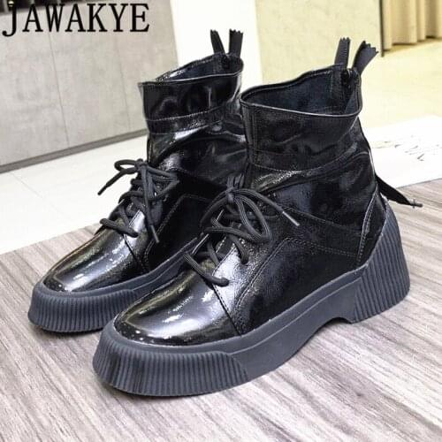 Winter New Lace-up Martin Boots for Woman Round toe Thick sole Classic Shiny Leather Ankle Boots Black White Short boots mujer