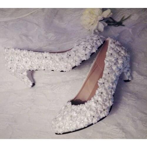 Plus size 41 42 laces wedding shoes woman round toes slip on comfortable handmade romantic bridal bridesmaid brides wedding shoe