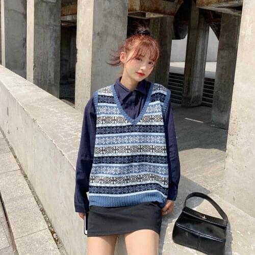 Spring And Autumn Sweater Vest Women V-neck Loose Plus XL Simple Classic Elegant Office Ladies Vests Chic Leisure New Knitting