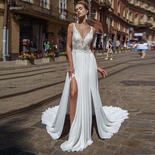 Cheap Sleeveless Chiffon V-neck Sweep Train Long Zipper A-line Sexy Boho Simple 2020 Wedding Dress Plus Size Luxury Bridal Gown