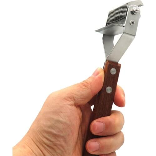 Pet Double-sided Comb Dog Hair Removal Combs Brushs Open Knot To Remove Floating Hair Stainless Steel Blade With Wooden Handle