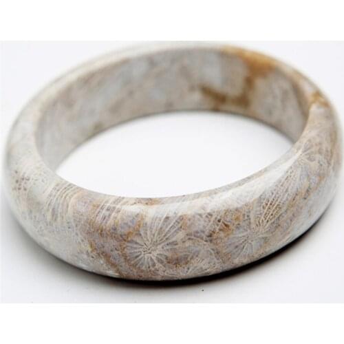 2018 New Fashion Jewelry Bangles For Women Genuine Coral Natural Stone Bangle Inner Diameter 60mm