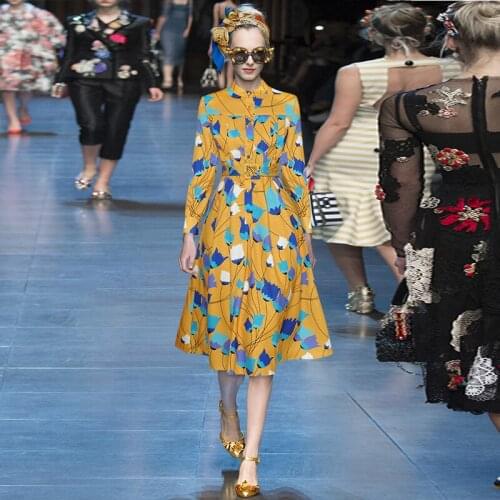 Autumn New Round Neck Long Sleeve Single Breasted Waist Print Large Swing Dress 210904MX01