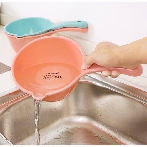 1pc Plastic Water Scoops Children Baby Bath Scoop Washing Hair Tool Thick Long Handle Cooking Kitchen Tools Gadgets