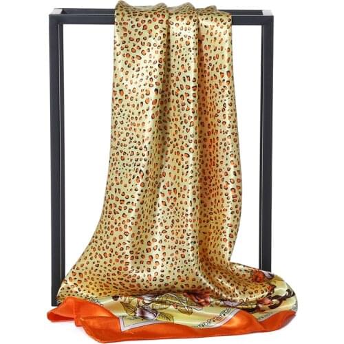 2021 New Women Silk Square Scarf Fashion Bandana Luxury Brand Bandana Print Designer Shawl Head Wraps Female Big Hijab Summer