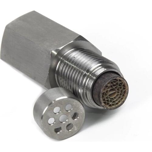 High Quality Mini Catalytic Converter With Built-in M18X1.5 Catalytic Converter 304 Stainless Steel 6*2.5*2.5cm O2 Sensor