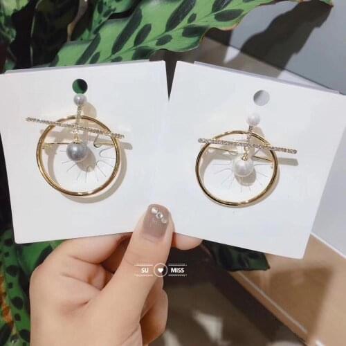 Free Shipping Pearl Geometry Women Girls Scarf Clips Pins Round Design Corsage Dress clothes Buckles Wedding Brooches Jewelry