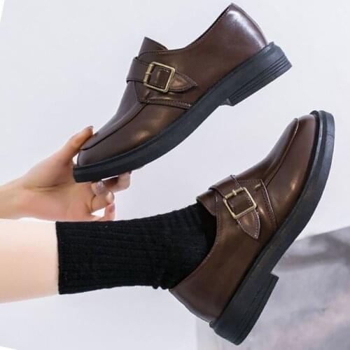 LIHUAMAO Lace-up Shoes