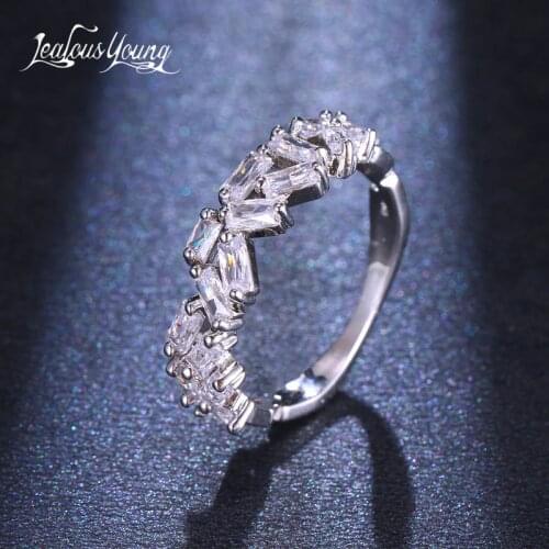Fashion Luxury Irregular Charm Cubic Zirconia Wedding Rings for Women T Shape Stone Finger Ring Party Jewelry Gift