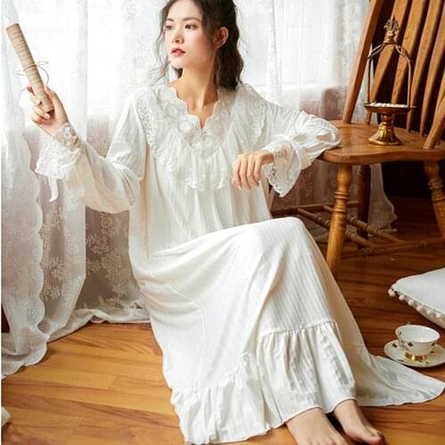 Lace Lolita Nightgowns Sexy V-neck Vintage Palace Style Nightdress Cotton Women Long Sleeve Plus Size Sleepwear
