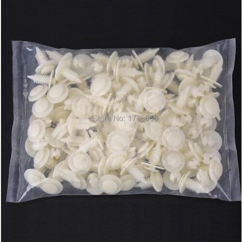 Set of 100PCS Nylon Door Panel Clips For Chrysler Jeep For Dodge Ram Pickup 6503709 6506007-AA