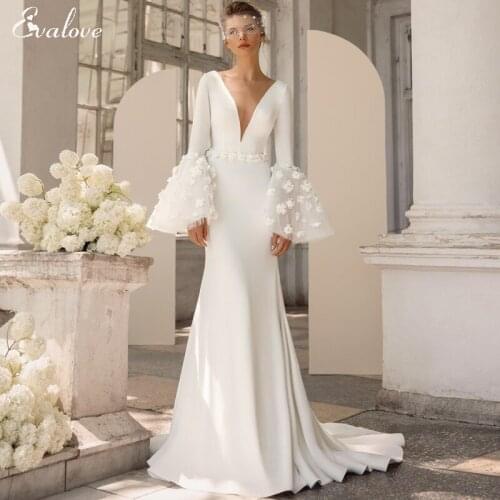 EVALOVE Charming V-Neck Backless Satin Mermaid Wedding Dresses 2022 Gorgeous Flowers Beading Flare Sleeve Princess Bridal Gown