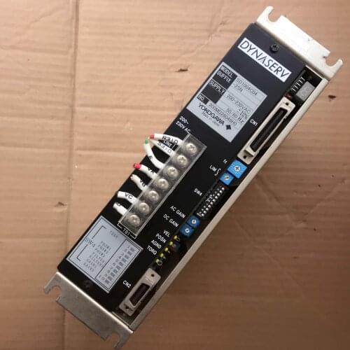 SD1004C04-2SN servo driver , used in good condition . 80% appearance new , good working , free shipping