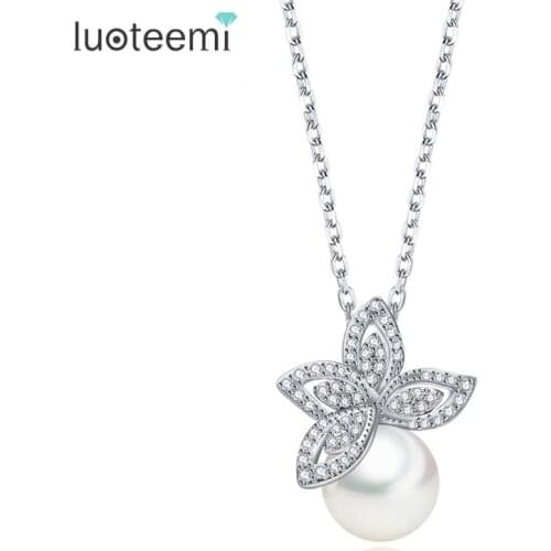 LUOTEEMI Fashion Simple Design Trendy Romantic Imitation Shell Pearl With Zircon Stone Leaf Pendant Necklace for Women Jewelry