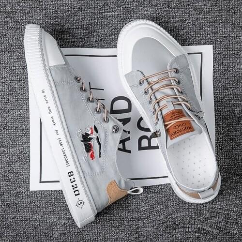 Embroidery Cloth Shoes Men Comfortable White Shoes Mens Lace Casual Board Shoes Korean Trend Canvas Shoes Breathable Flats