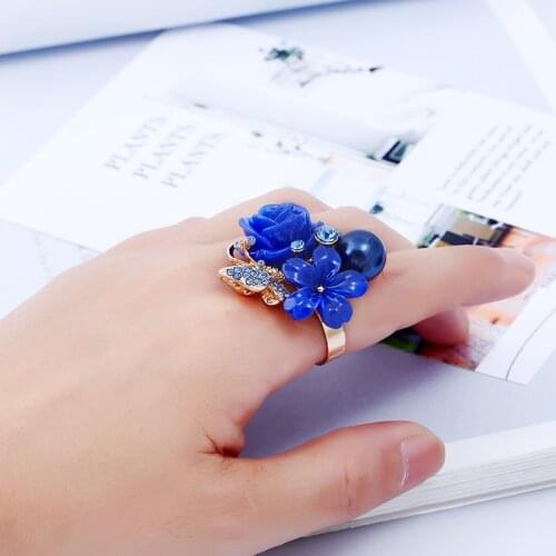 Royal Blue Crystal Rhinestone Rose Ring for Women Retro Bohemian Butterfly Wedding Ring Fashion Jewelry
