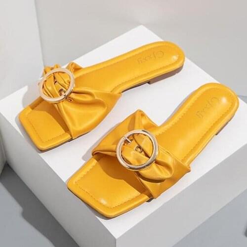 Outdoor Slippers Womens Flip Flops Fashion Belt Buckle Flat Heel Solid Color Square Toe Ladies Summer Shoes Plus Size Footwear