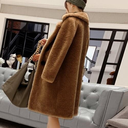 Imitation lamb fur coat in the long section sheep shearing coat new winter fur one 2020 autumn and winter womens fake fur coat
