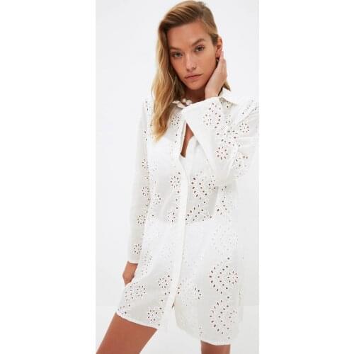 Trendyol Fisto Embroidered Shirt TBESS21GO1130