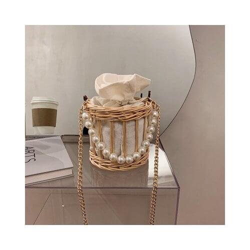 Fashion Beading Rattan Women Handbag Wicker Woven Chain Shoulder Crossbody Bags Pearl Summer Beach Straw Bag Casual Bucket Purse