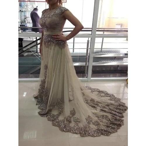 Muslim Evening Dresses A-line Cap Sleeves Tulle Appliques Beaded Dubai Saudi Arabic Long Evening Gown Prom