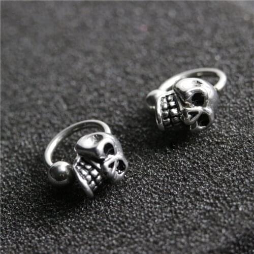 Mens and Womens Hip Hop Punk Retro Silver Color Skull Earrings Personality Motorcycle Party Trendy Man Women Jewelry Gifts