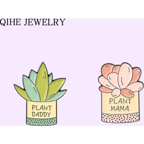 Potted Succulents Enamel Pin Mama Daddy Plant Brooches Bag Lapel Pin Cartoon Metal Badge Jewelry Gift for Kids Friends Wholesale