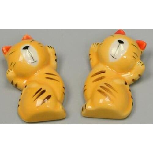 4pcs/set Lucky Cat Chopstick Shelf Ceramic Crafts Tableware Chopstick Holder Stand Chopstick Rack Pillow Rest