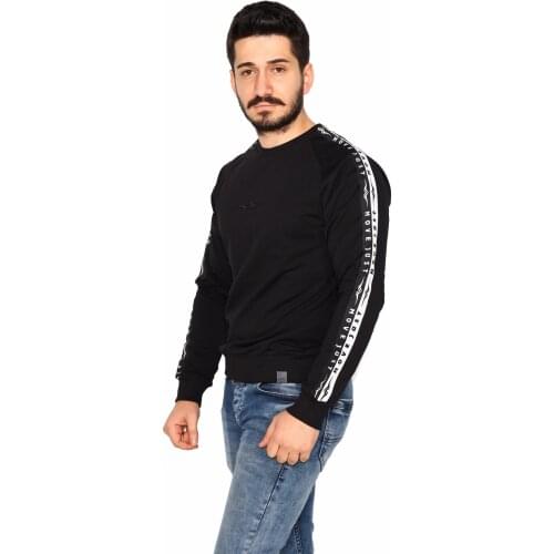 Black Sweatshirt 2 Thread Raglan Sleeve Design