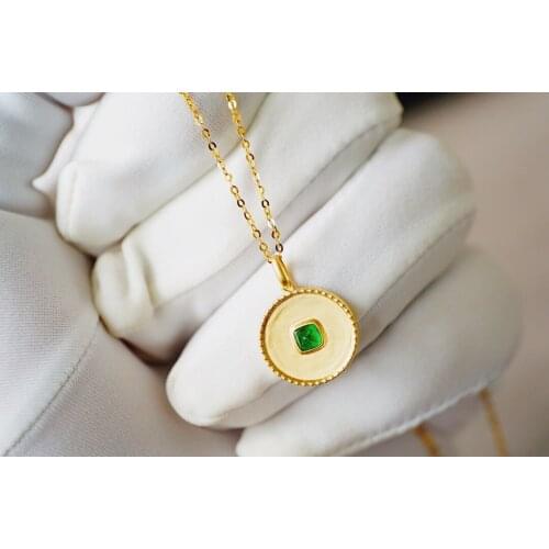 Solid 18K Gold Bag Shape Nature 0.25ct Green Emerald Gemstones Pendants Necklaces for Women Fine Jewelry for Women Gifts