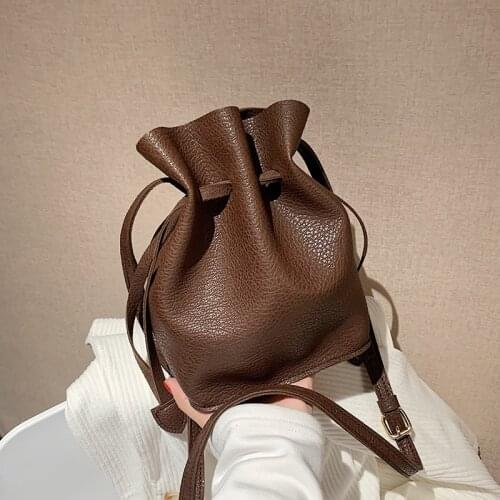 2021 Vintage High Quality Soft PU Leather Drawstring Bucket Crossbody Bag for Women Handbag Clutch Women Shoulder Purses