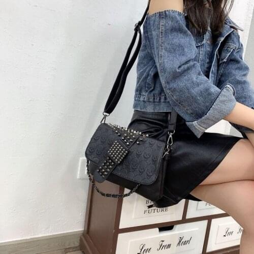 Women Bag PU Leather Rivet Shoulder Bags Skull Bag Punk Crossbody Bags For Women Chain Messenger Bag Luxury Handbags Designer