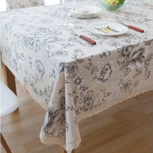 LOVRTRAVEL Lace Tablecloths On The Table