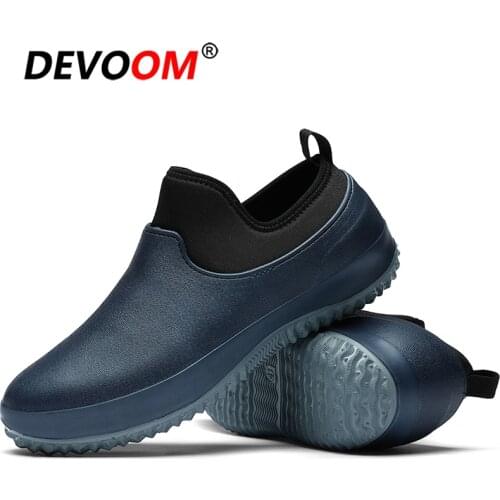 2020 Hotel kitchen Men Waterproof Chef Shoes Anti-slip Kitchen Work Shoes Cook Sandals Clogs Restaurant Cook Non-slip Slippers