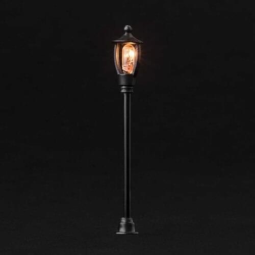 Eshel-Pointed Street Lamp 1/100 2Li