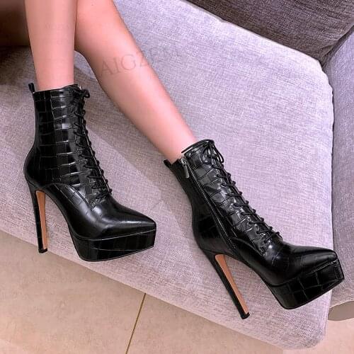 LAIGZEM Women's Boots