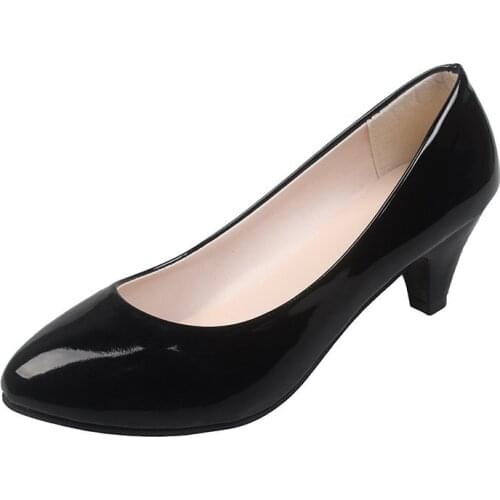 Vanny Love Leather Pumps