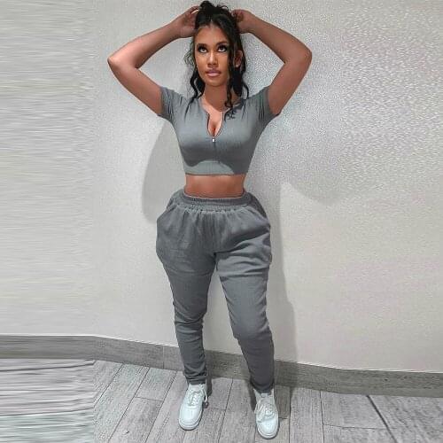 Grey Sportswear Jogging Suit for Women Casual Zipper Up Short Sleeve Crop Top and Elastic Waist Sweatpant Two Piece Tracksuits