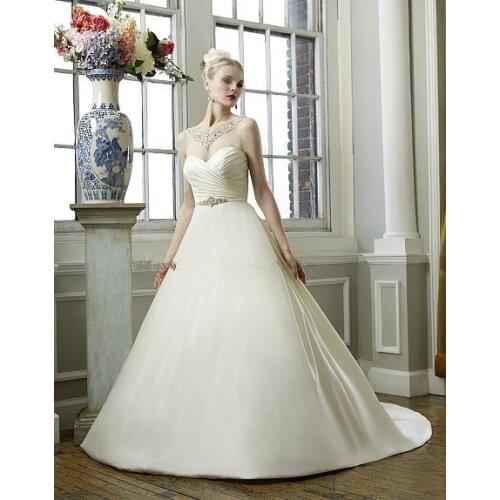 La MaxPa Wedding Dresses With A Train