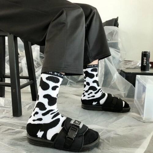 Crew Socks Women Cow Printed Socks Kawaii Cute Japanese Fashion Ins Casual Cotton Pink Designer Socks calcetines de la mujer