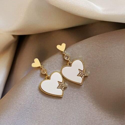 Earrings 2020 new fashion temperament earrings Japan and South Korea long earrings female red peach heart exquisite earrings