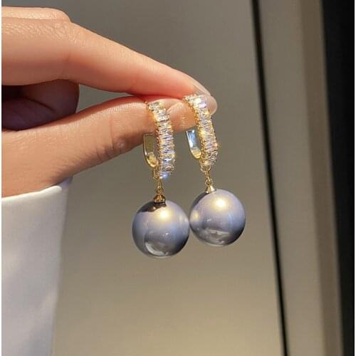 2021 New Fashion Korean Oversized White Pearl Drop Earrings for Women Bohemian Golden Round Pearl Wedding Earrings Jewelry Gift