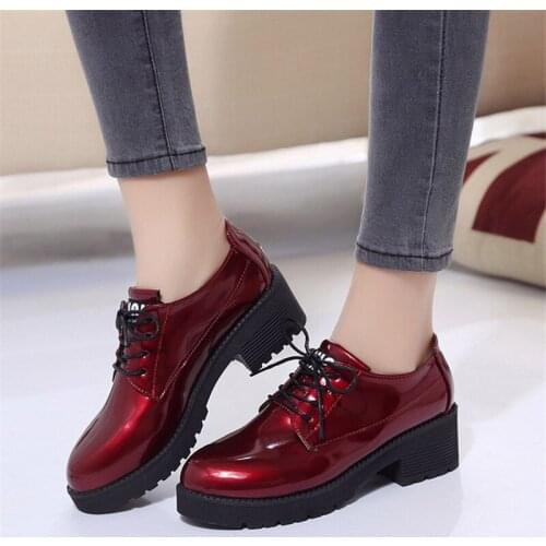 Vintage Lace Up Thick Heels Women Pumps Cut Out Oxford Shoes Patent Leather High Heels Women Round Toe Chunky Platform Shoes
