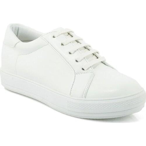 The early spring of 2018 the new leisure sandals size code 30 1229-44 students with small white shoes