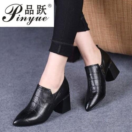 Pointed toe Mid Heels Women Autumn Single Shoes Woman Soft PU leather Shoe Square Heel Female Korea Style Side Zip Black