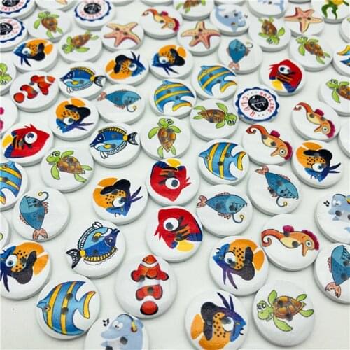 50pcs 20mm Wood Round Painted Sea Fishes Ocean Series Buttons 2 Holes Sewing DIY Crafts Scrapbooking Cardmaking