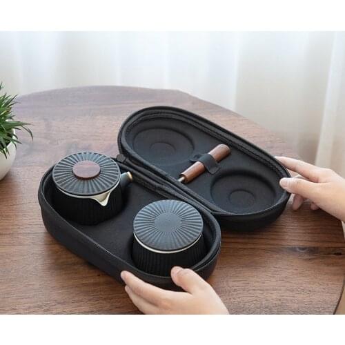 Japanese Style Portable Handmade Tea Pot Chinese Tea Set Creative Office Kung Fu Kettle Ceramic Side Handle Filter Teapot