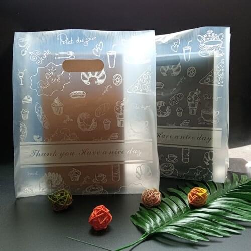 50pcs Plastic Gift Bags Wedding Birthday Party Decoration Tool With Handle Shopping packaging Bags Candy Cake Gift Box Packaging