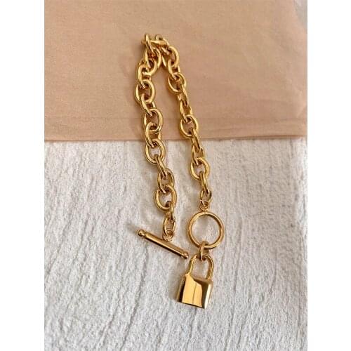 Trendy Fashion Accessories Titanium Steel T-buckle Chain Golden Bracelet Hand Decoration Glamour Fashion Style
